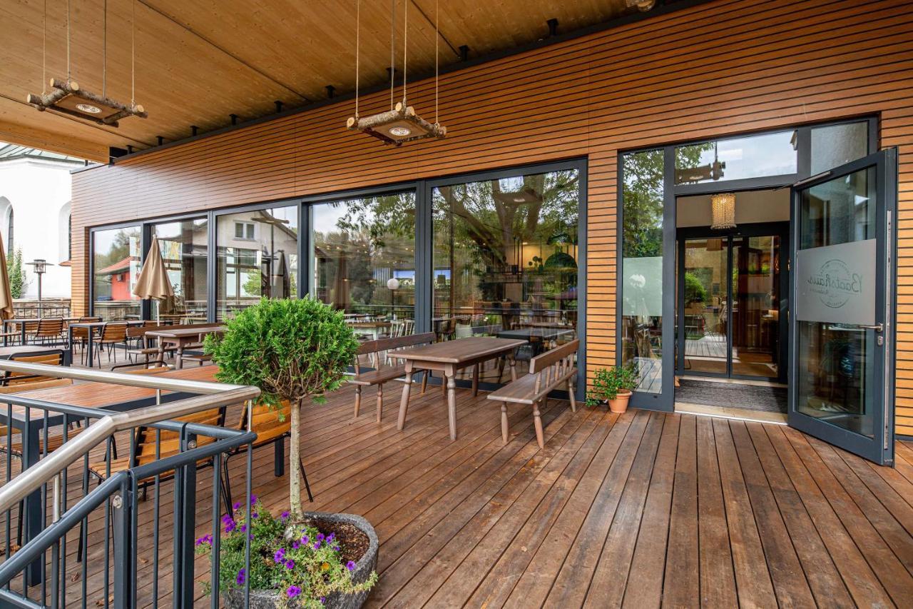 Landgasthof Moser & Restaurant Bootshaus Windorf  Экстерьер фото